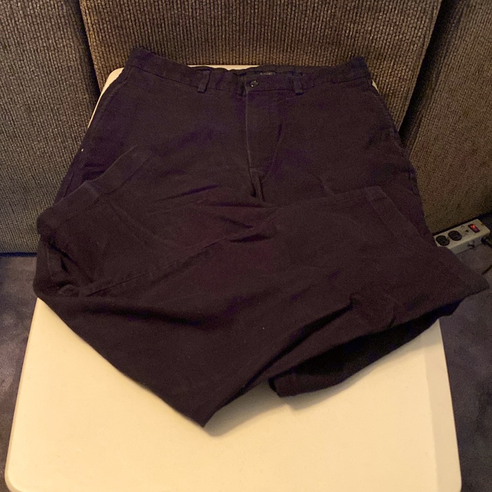 Brooks Brothers Chino Pants. Size: 33W x 30L. Dark Navy color